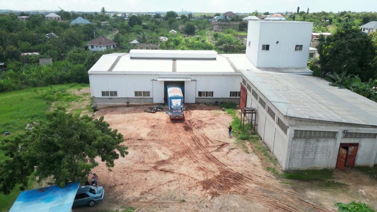 AKM Glitters, Tanzania